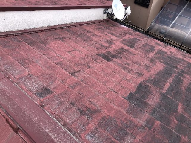 屋根塗装前の様子