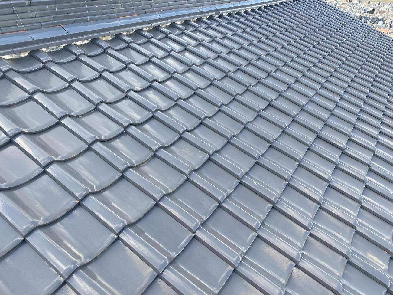 施工後　屋根の部分葺き直し