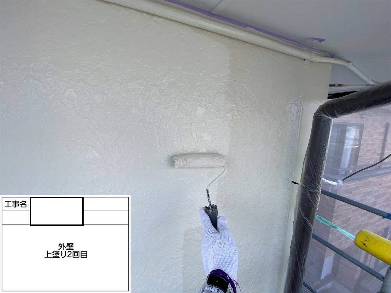 外壁塗装上塗り2回目
