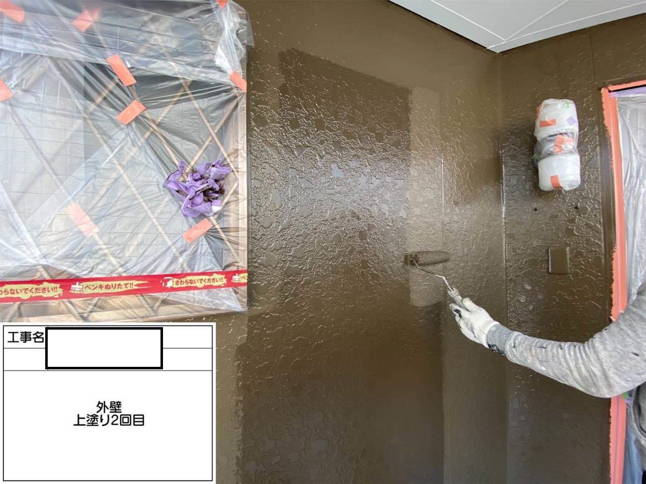 外壁塗装上塗り2回目