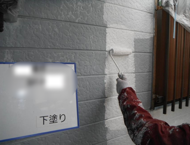 外壁塗装工事　下塗り