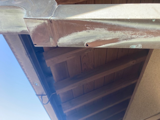 集水器周辺の穴あき状況