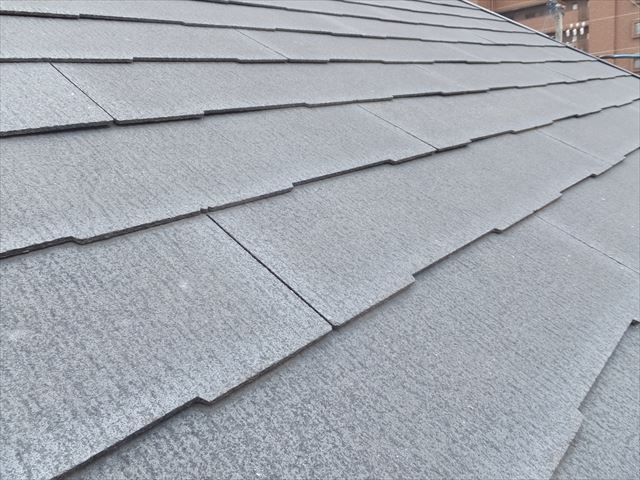 化粧スレート屋根　屋根の不具合確認