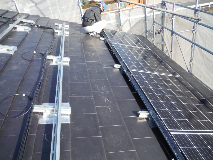 パネルの取り付け