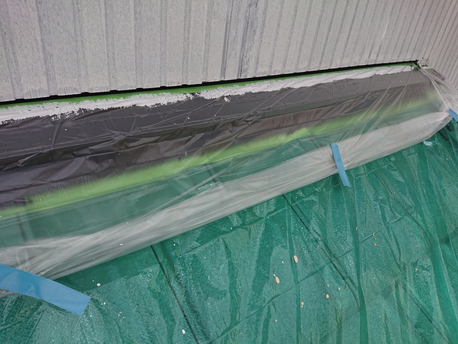 塗装工事　養生作業