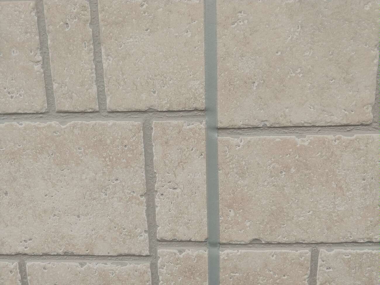 塗装前の目地シーリング工事完了