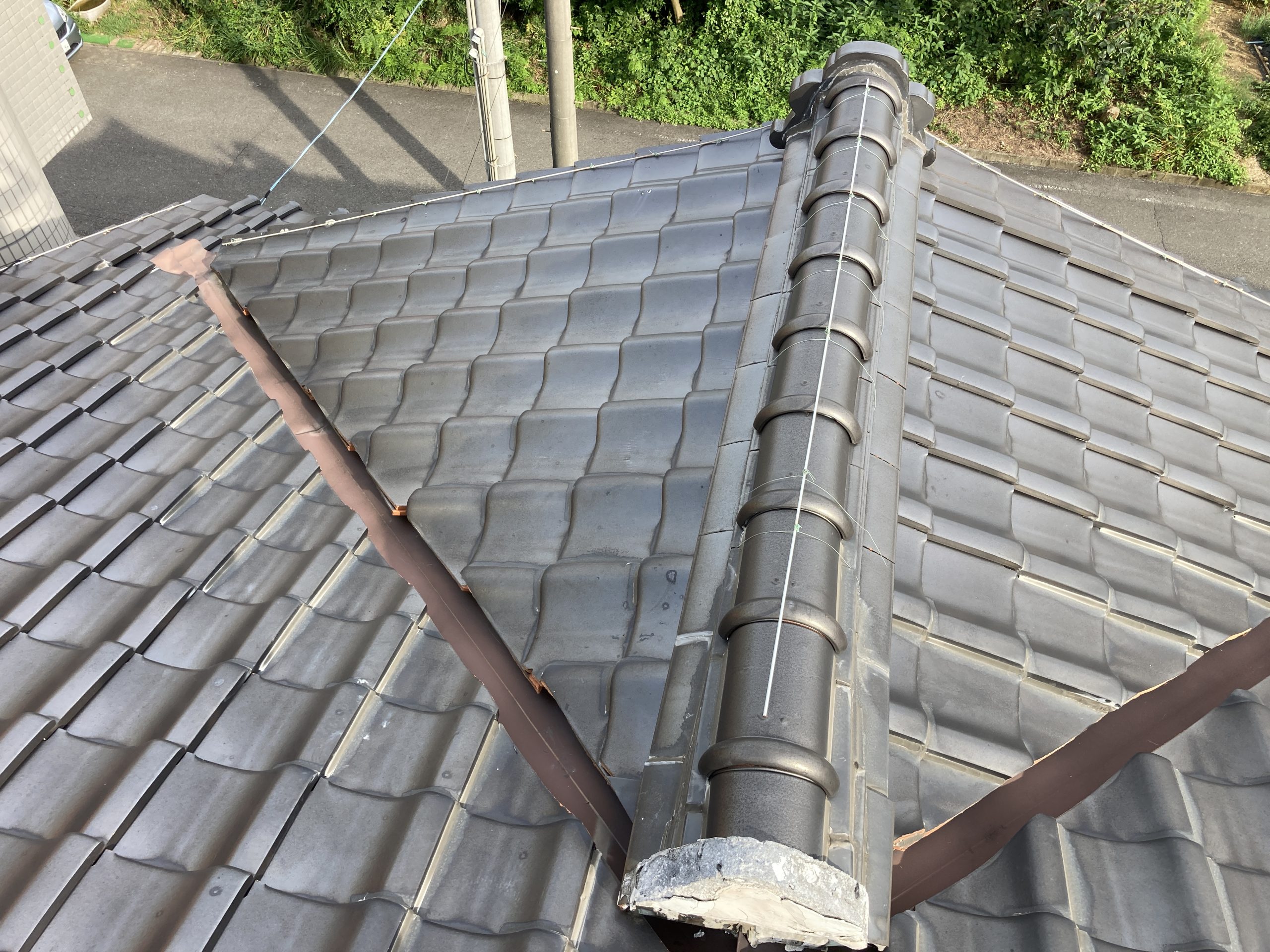 谷板金交換前の様子