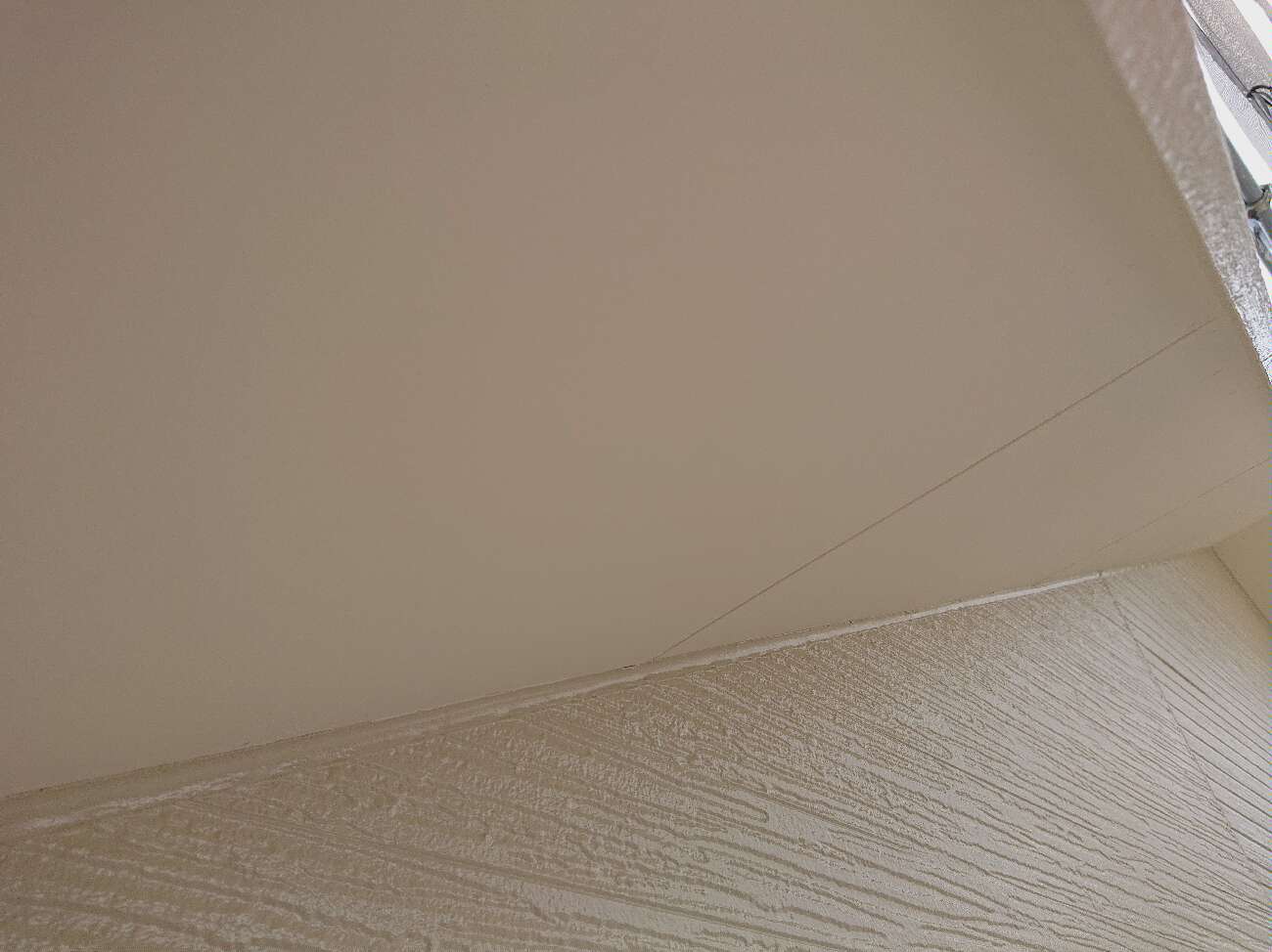 軒天塗装工事完了