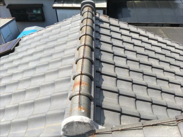 屋根のズレ確認をしています