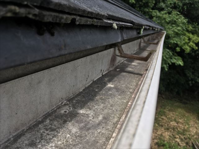 雨樋の劣化　詰まりの確認