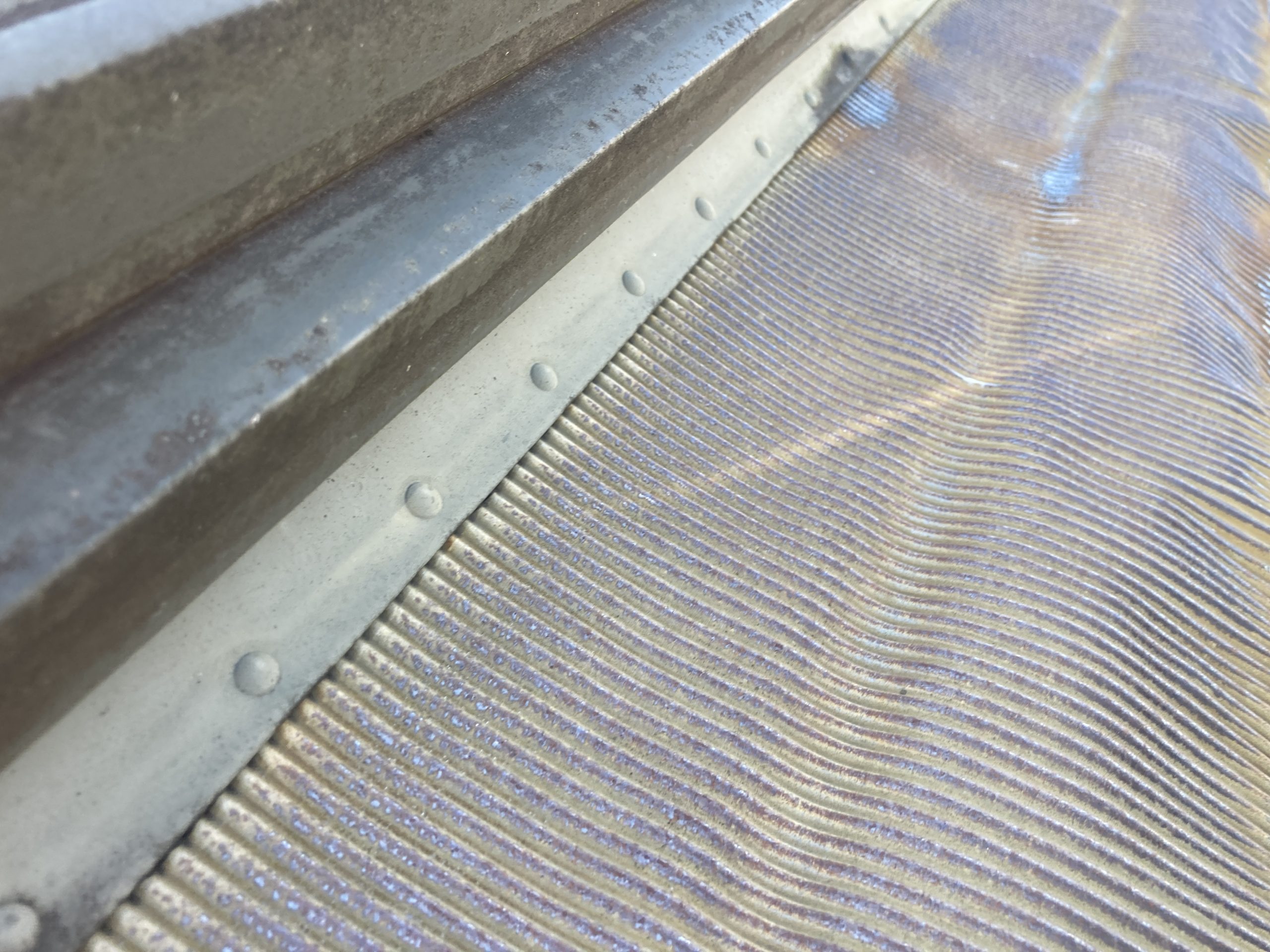 トップライト　鉛板の様子