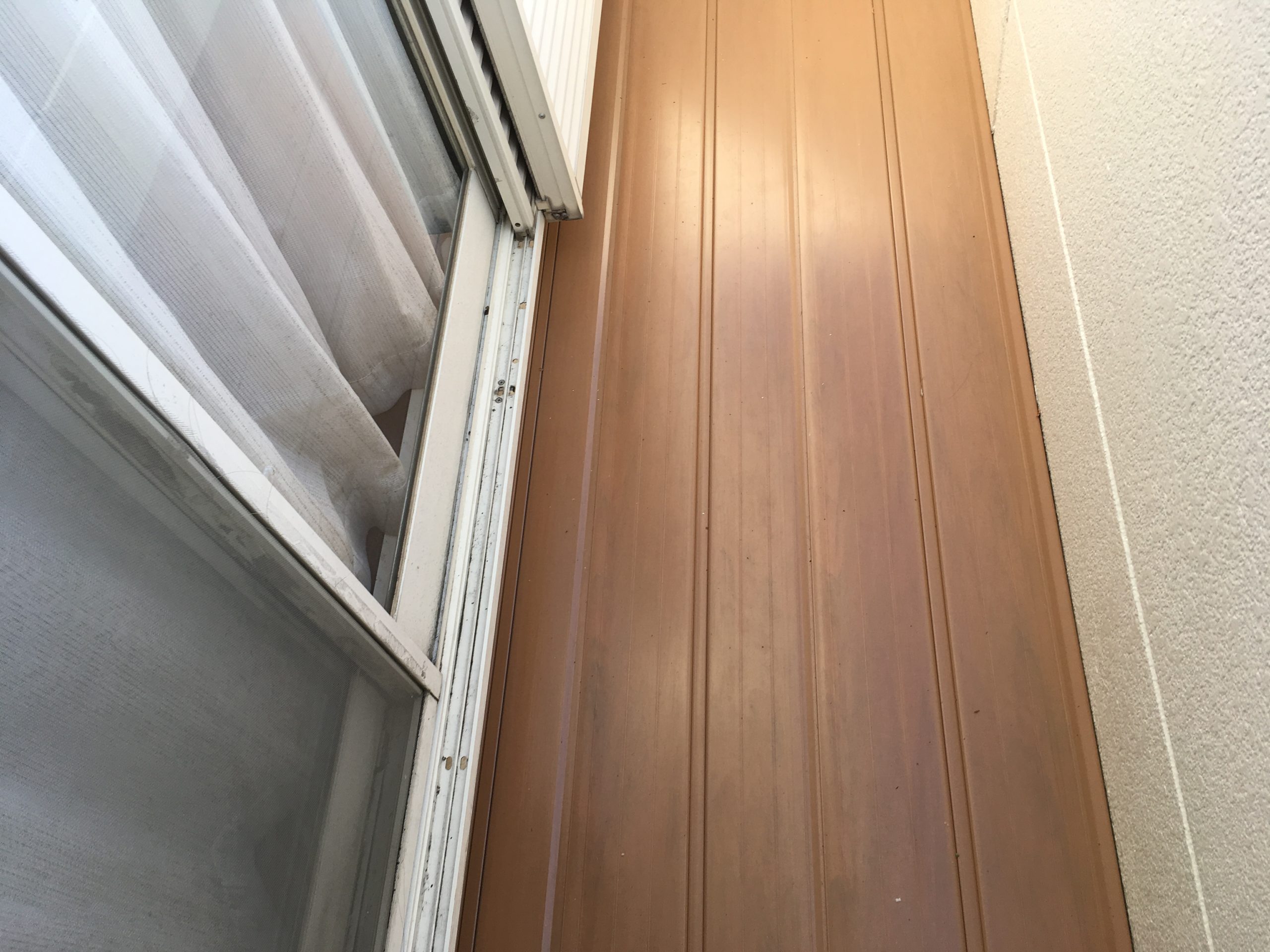 ベランダのデッキ材を交換しました