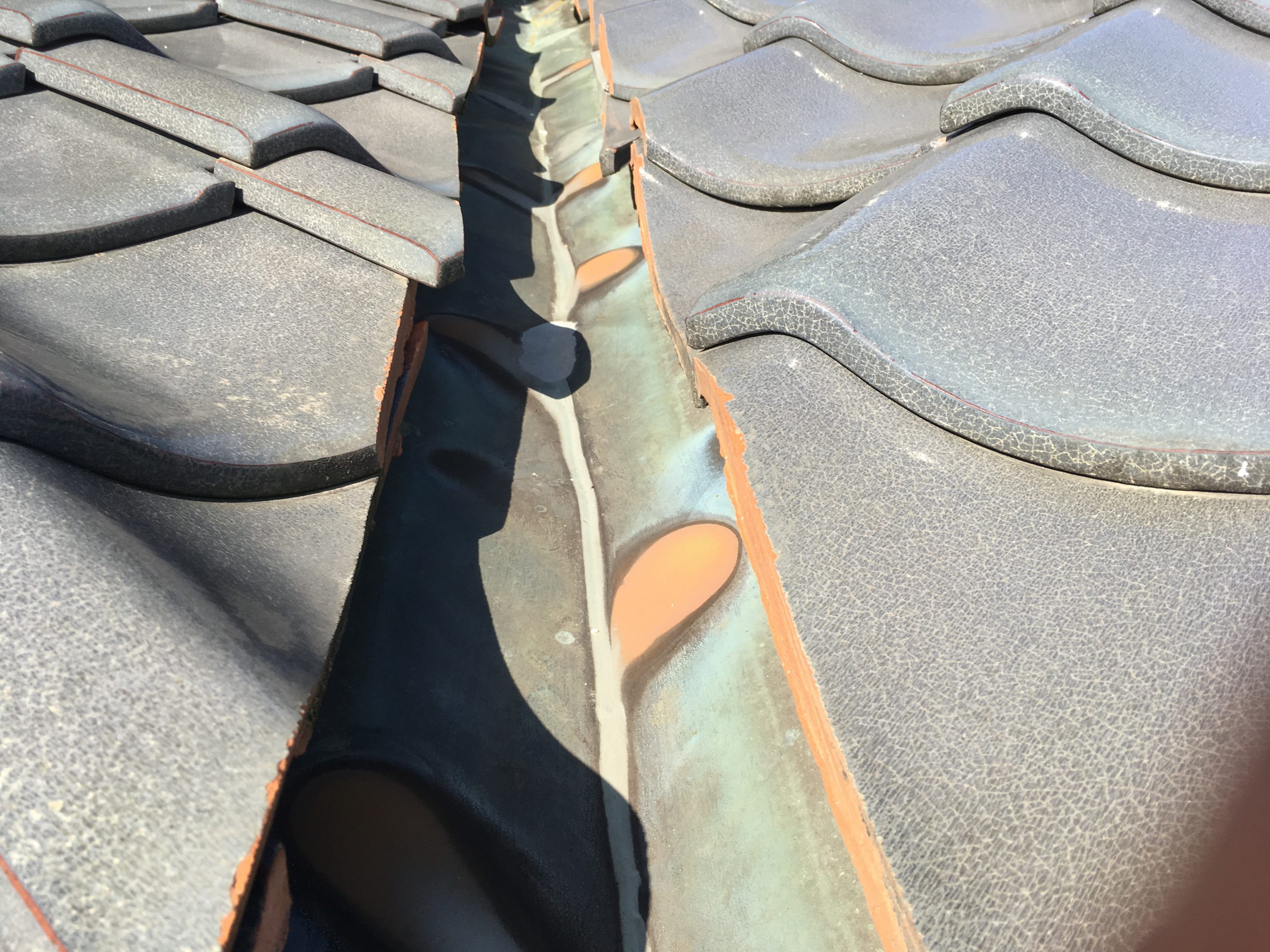 谷板金の劣化があります