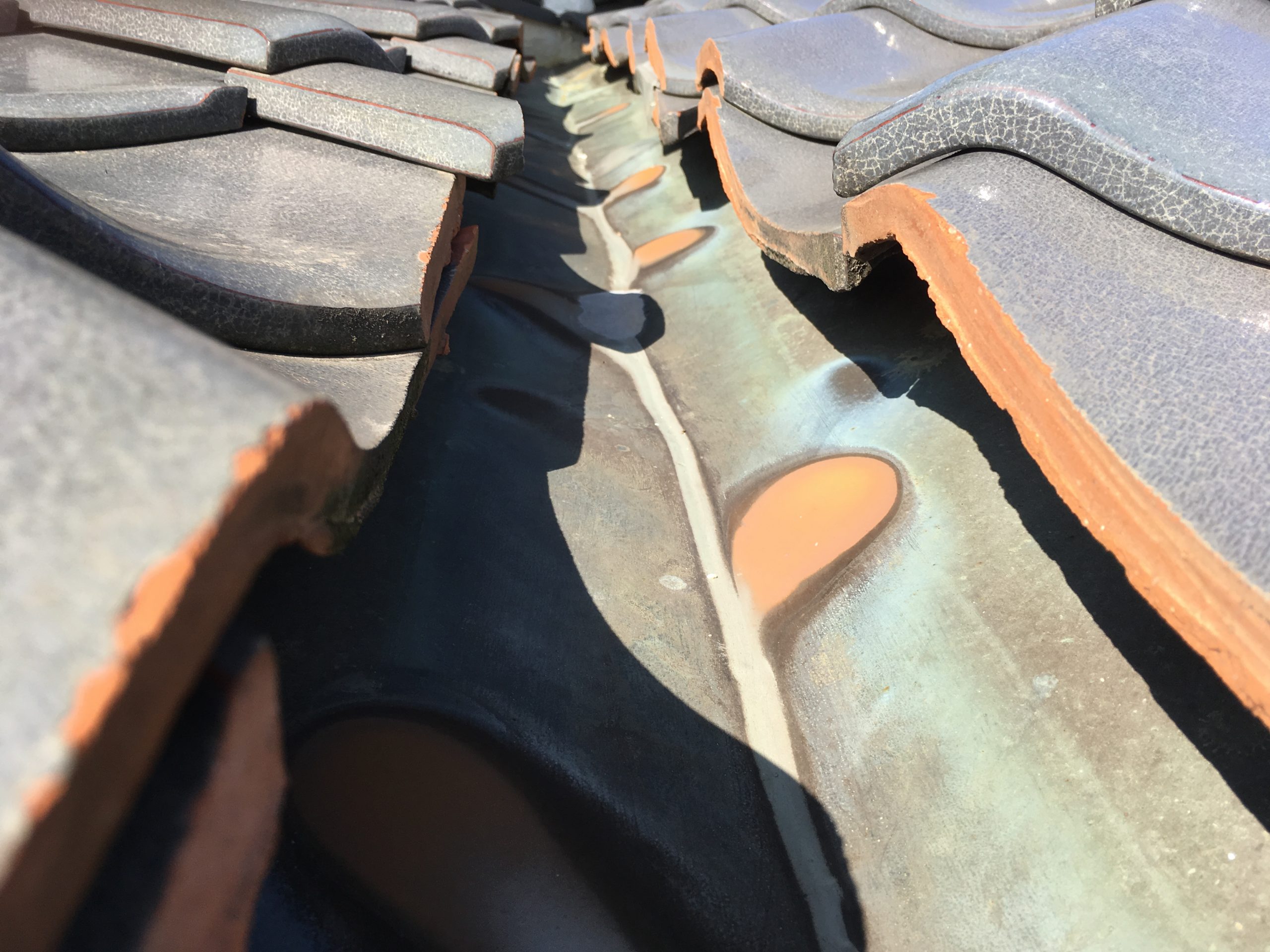 谷板金の劣化があります