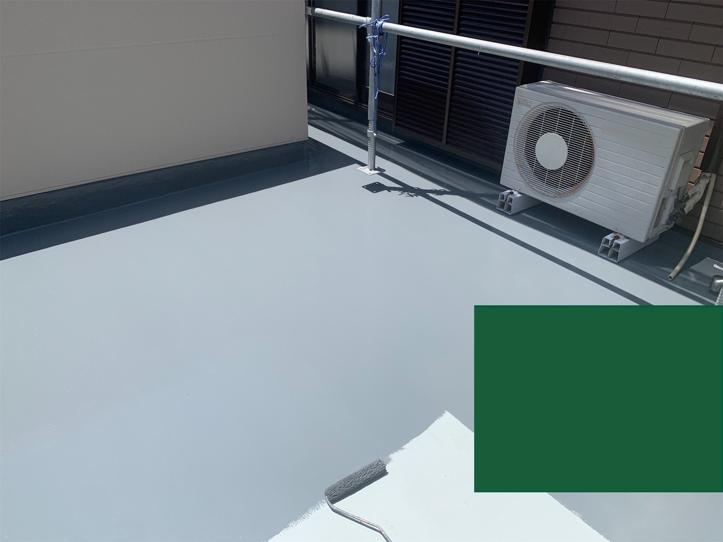 トップコート塗布　ウレタン防水