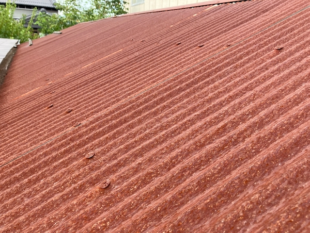 倉庫屋根の状態