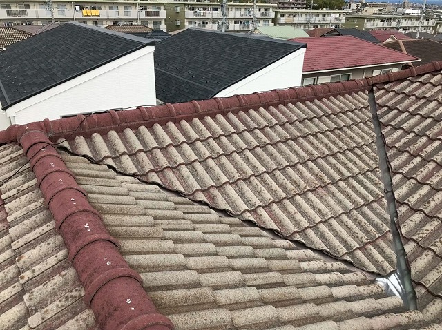 塗膜が禿げたモニエル瓦