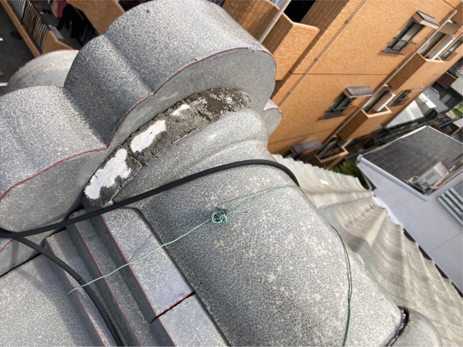 鬼巻き漆喰はかなり劣化中