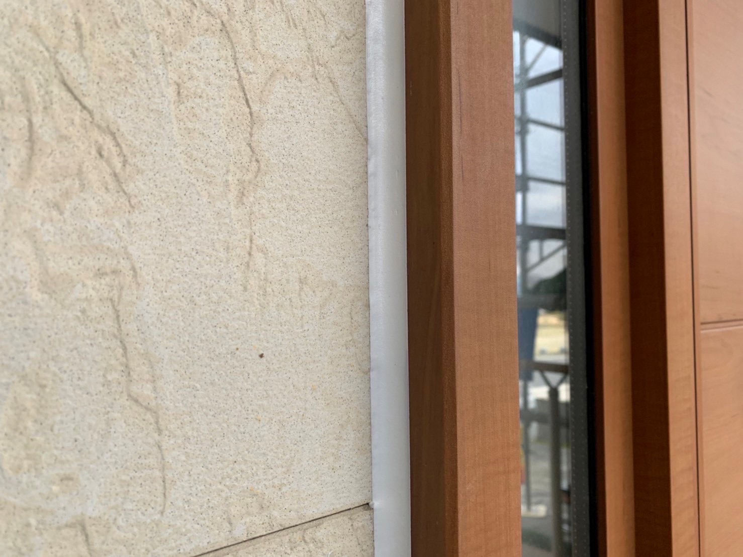 撤去できない部分は上から打ち増し！