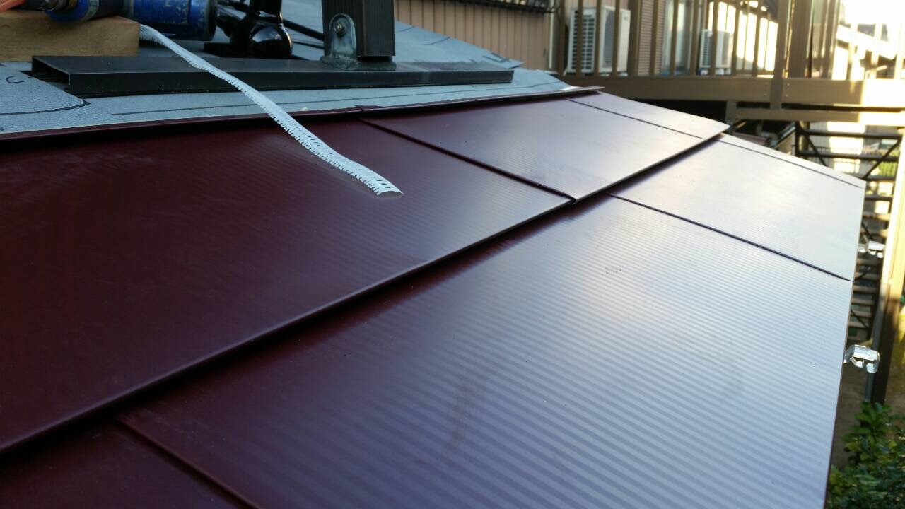 屋根カバー工事　ベランダ下