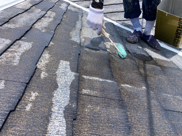 屋根塗装下塗り