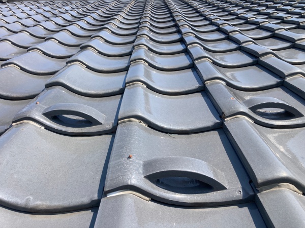 屋根点検の様子　異常はありませんでした