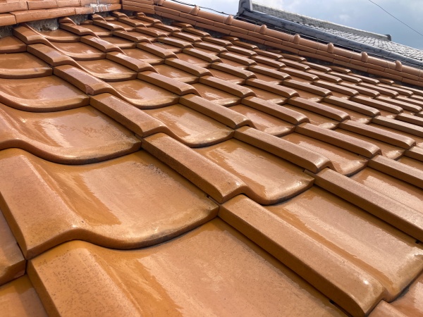 瓦屋根のズレの確認