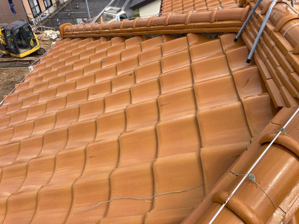 瓦屋根のズレの確認