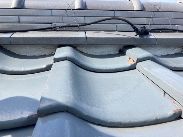 漆喰の確認をしている写真