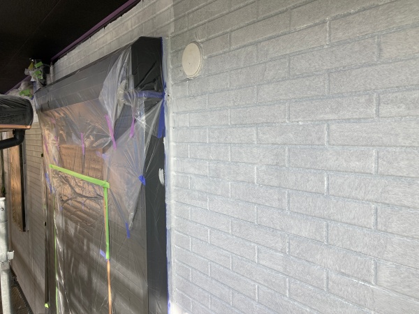外壁塗装工事　養生の様子　外壁