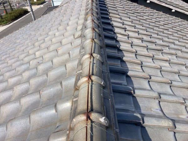 瓦のズレ指摘　一体どこに？