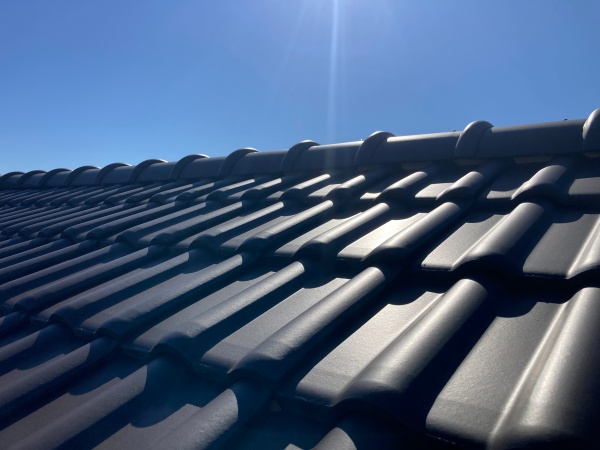 瓦のズレや割れの確認