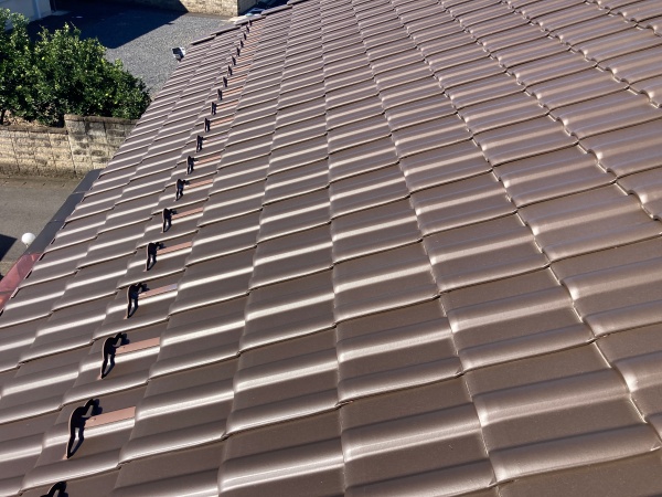 瓦のズレや割れの確認