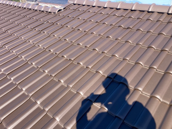 瓦のズレや割れの確認