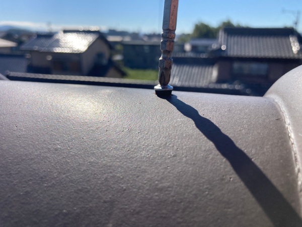 ビスに浮き補修