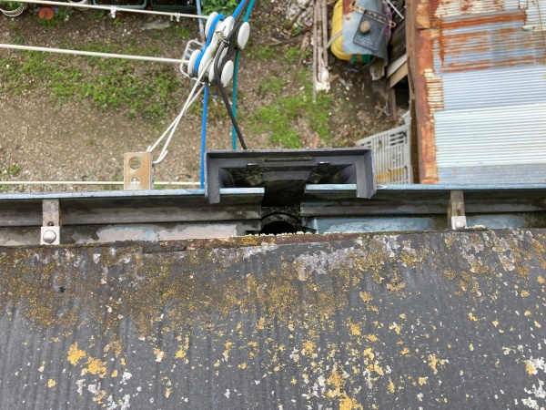 雨樋の詰まりの確認をしました