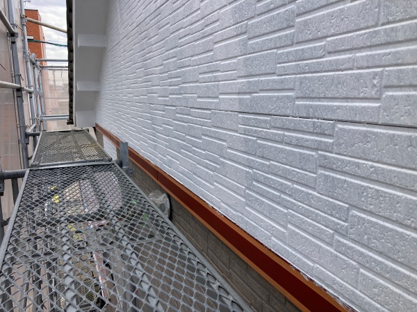 下塗の状態　サイディング塗装