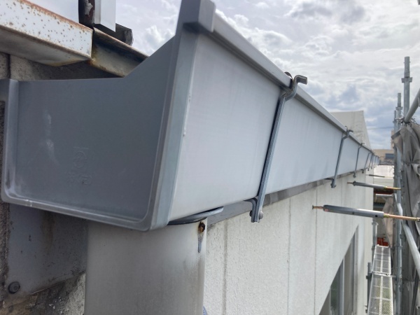 軒樋　施工前の状態