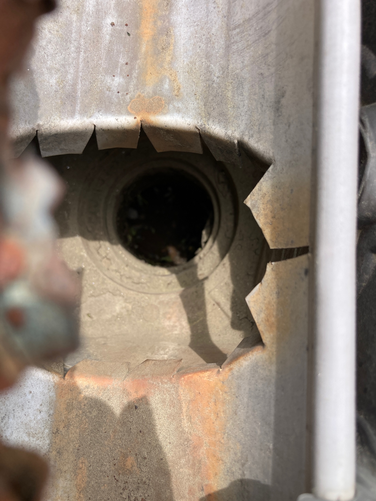 雨樋のつまり解消