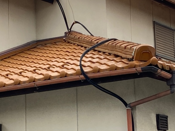 屋根の状態　漆喰の劣化