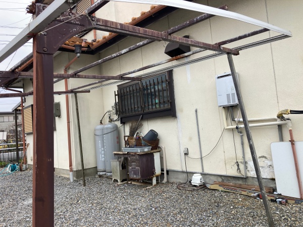 波板の張り替え