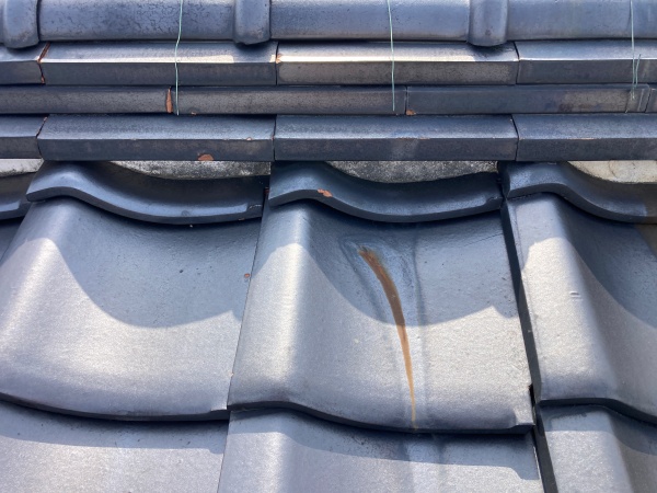 棟下の漆喰　劣化の状態