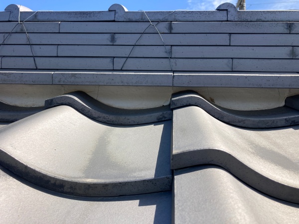 棟下の漆喰　劣化の状態