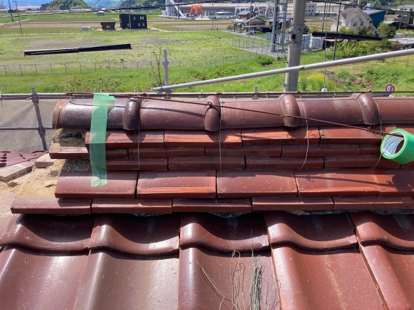 棟の積み直し工事をしていきます