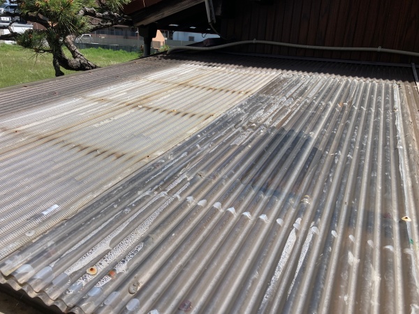 波板の張り替え　現地調査の様子