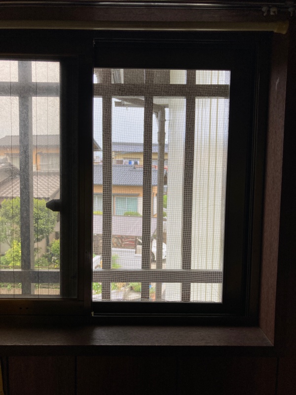網戸の張替えも可能です