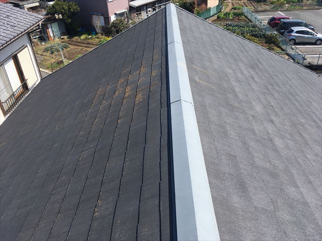 屋根の状態確認　スレート屋根