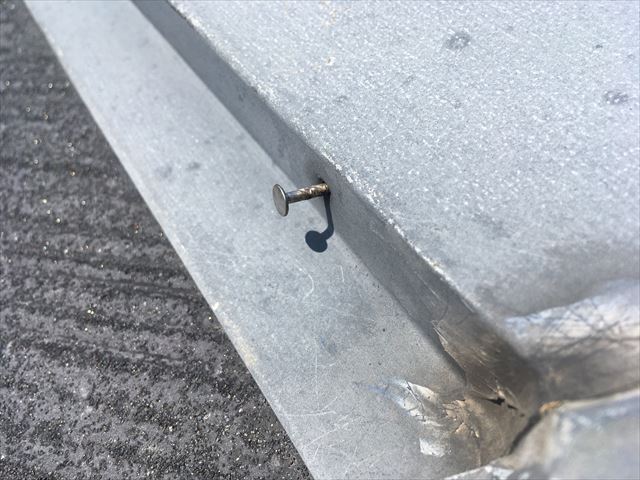 屋根の状態確認　スレート屋根