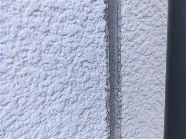 外壁のチョーキング確認