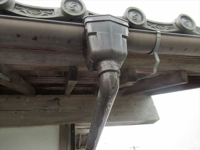 集水器から水漏れ